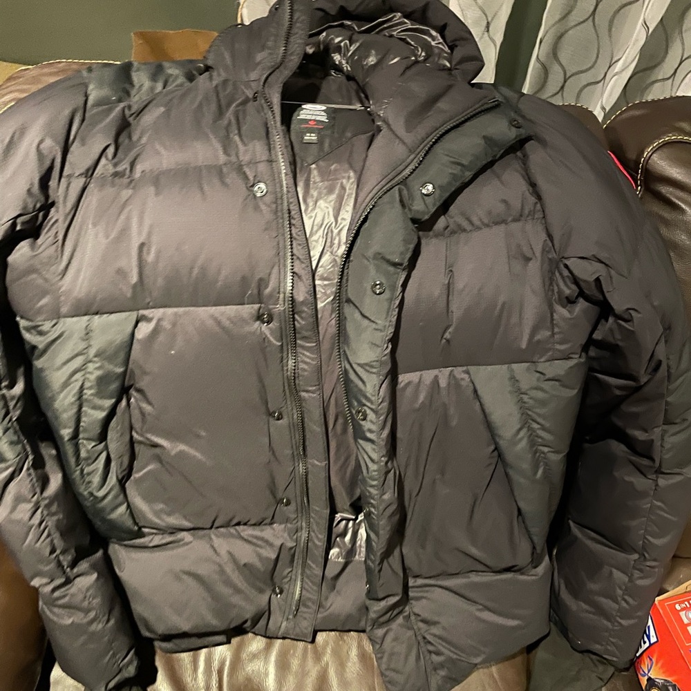 Canada goose mens jacket
